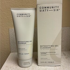 Community Sixty-Six Detoxifying Gel Cleanser